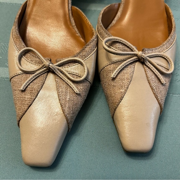 Stuart Weitzman EUC d’Orsay Kitten Heels Women’s Size 5 Square Toe Bow Detail - Picture 8 of 10